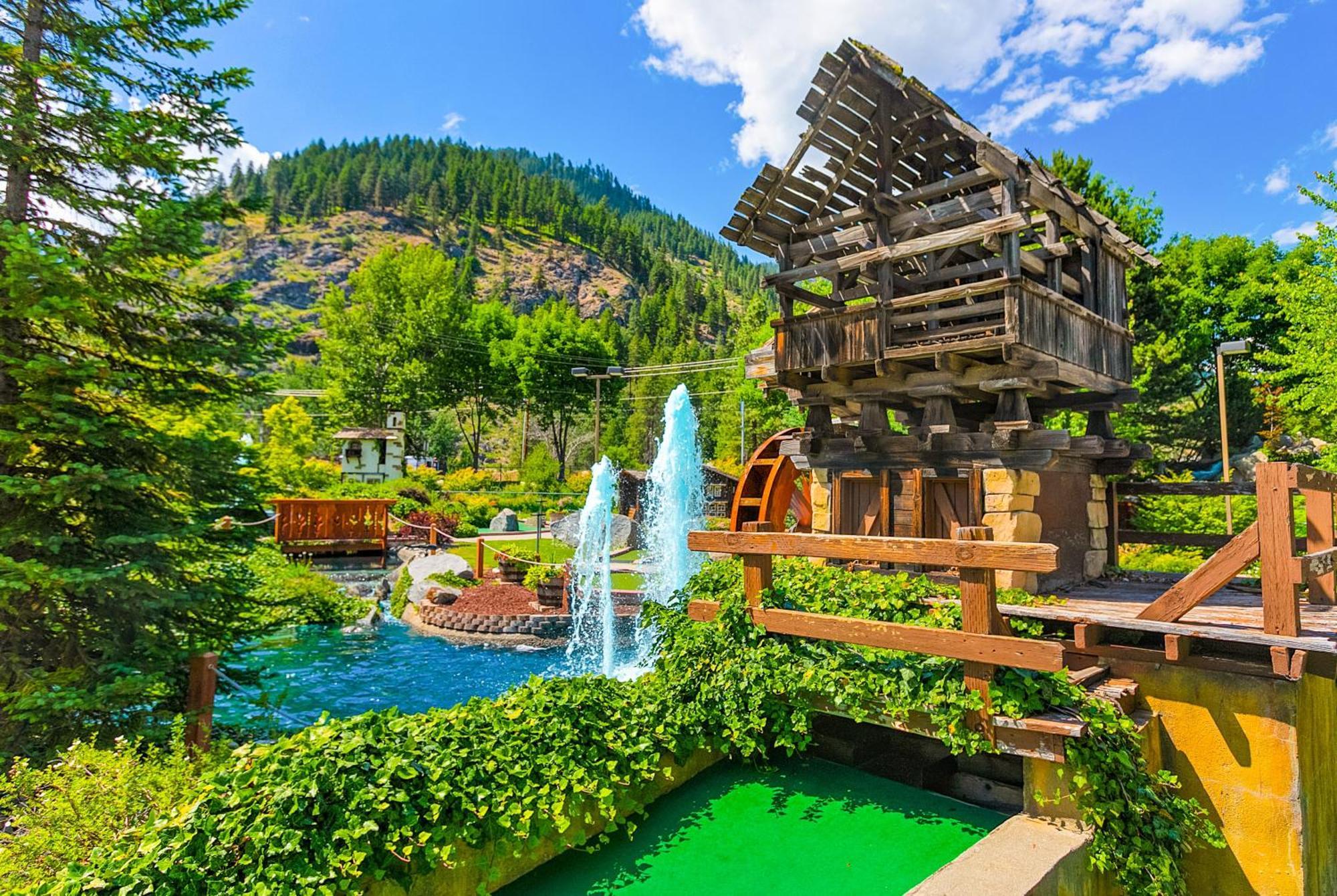 Adventurer'S Escape At Icicle Village With Pool And Hot Tub Лівенворт Екстер'єр фото